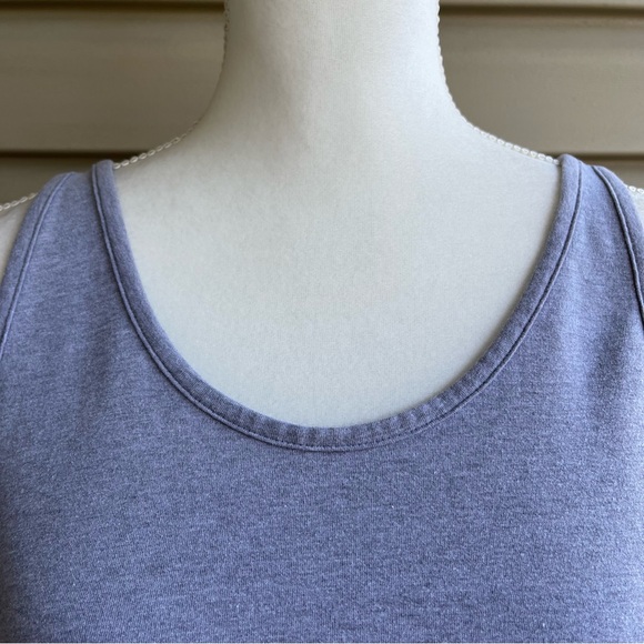 •Under Armour• HeatGear Open Sides Tank Top - Size Small - Picture 4 of 6